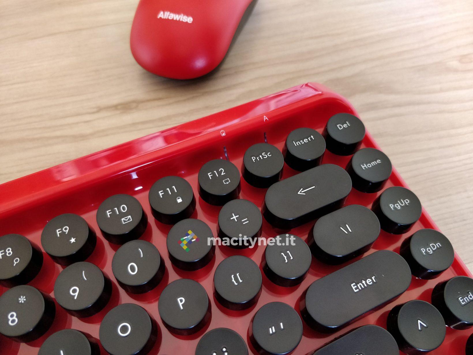 Recensione Alfawise K800, la tastiera vintage che sembra una macchina da scrivere Recensione Alfawise K800, la tastiera vintage che sembra una macchina da scrivere