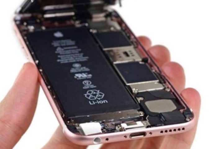 Il programma di sostituzione della batteria iPhone termina il 31 dicembre