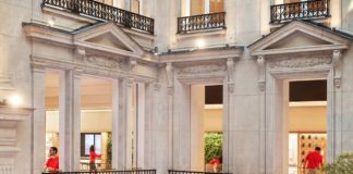 Apple Store Champs-Élysées: un omaggio alla storia di Parigi e alla creatività