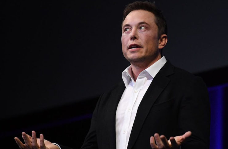 Per Elon Musk “Apple non fa più prodotti capaci di stupire”