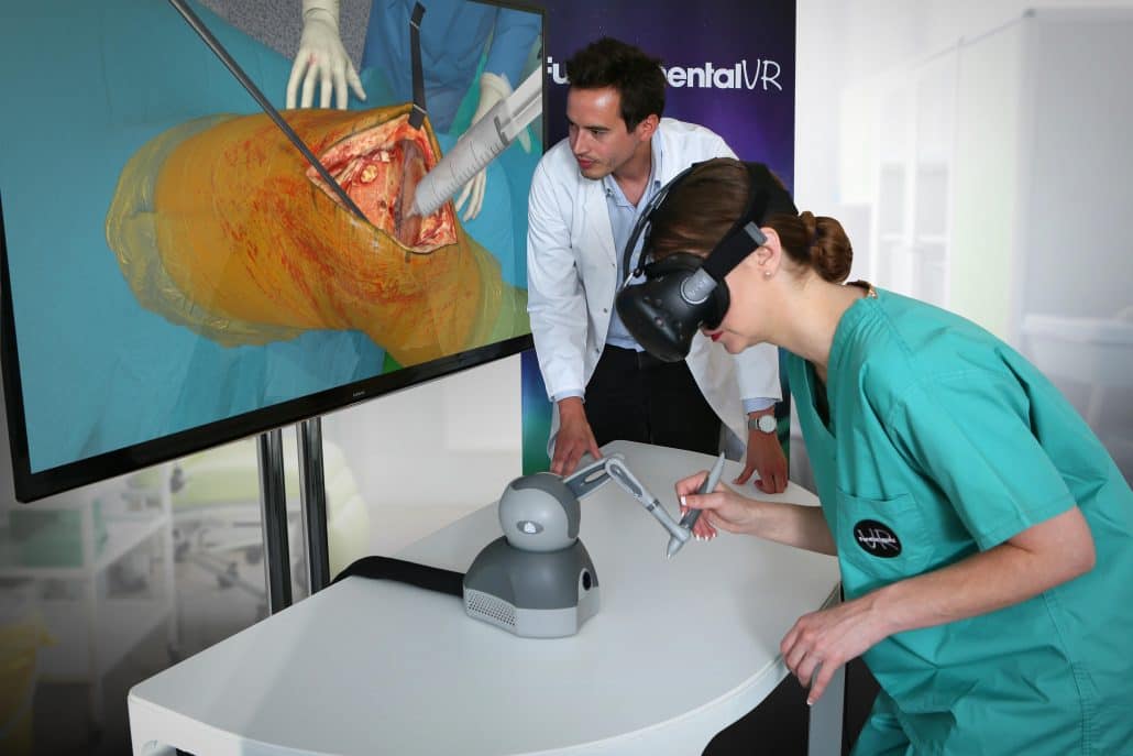 A scuola di chirurgia con la realtà aumentata e un Mac: il progetto di Fundamental VR