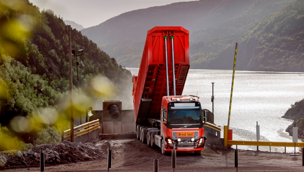 I primi camion a guida autonoma di Volvo saranno usati nel settore minerario