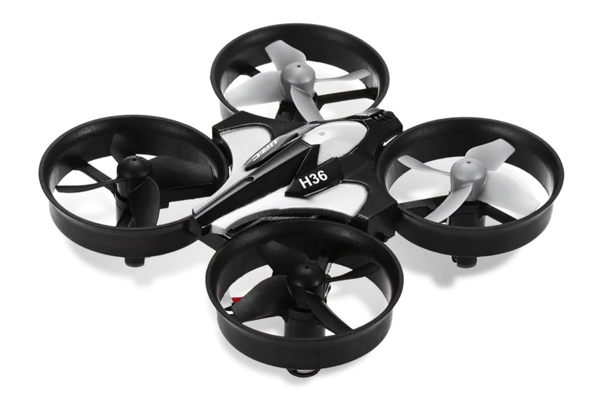 JJRC H36, il mini drone per giocare e allenarsi con il volo