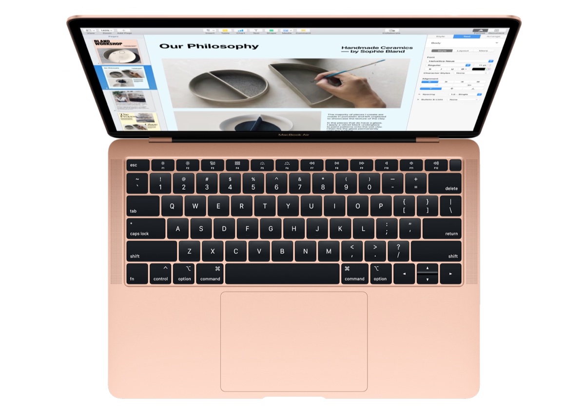 Il nuovo MacBook Air 2018 visto dell'alto