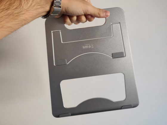 Recensione Natol, il supporto per portatili in alluminio stile Mac