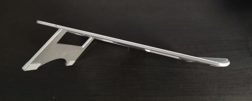 Recensione Natol, il supporto per portatili in alluminio stile Mac