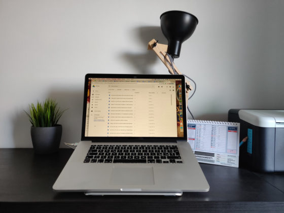 Recensione Natol, il supporto per portatili in alluminio stile Mac