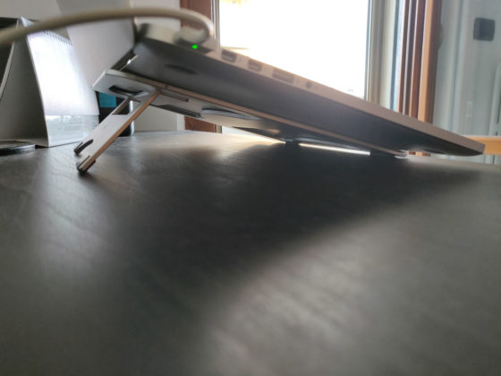 Recensione Natol, il supporto per portatili in alluminio stile Mac