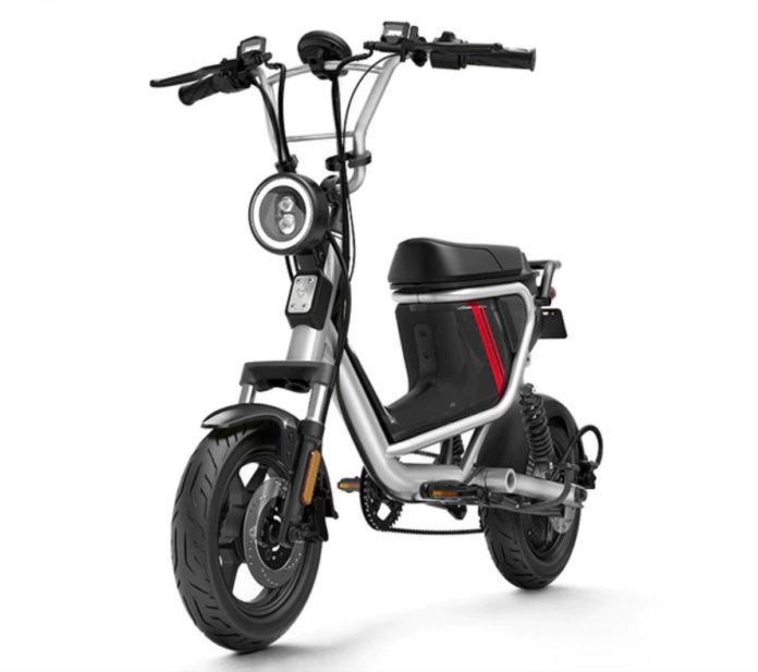 NIU U-Mini, lo scooter elettrico Smart che sembra un Garelli