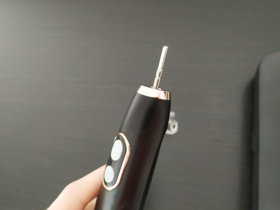 Recensione Alfawise BH-126, lo spazzolino elettrico da viaggio