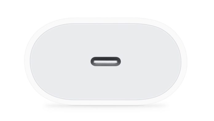 Il caricatore USB-C Apple da 18 W per iPad Pro si acquista anche separatamente