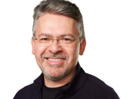 John Giannandrea sparisce dalla sezione del sito Apple dedicata ai dirigenti John Giannandrea è il nuovo vice presidente senior di Apple