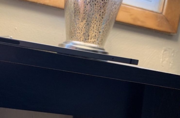 Dan Riccio di Apple sugli iPad che arrivano piegati: “Soddisfano o superano gli standard di produzione”.