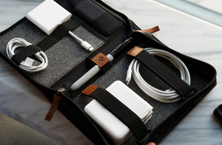 Recensione Journal CaddySac, custodia minimale per trasportare accessori in eleganza