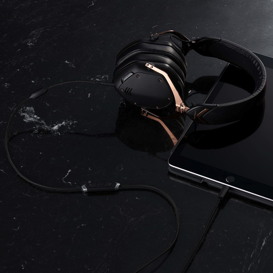 V-Moda SpeakEasy, il cavo da Lightning a Jack con amplificatore integrato