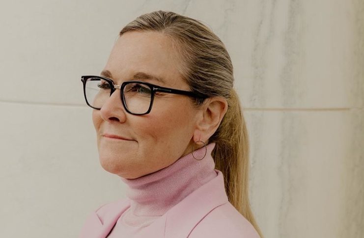 Angela Ahrendts e il successo dei punti vendita Apple come luoghi esperienziali