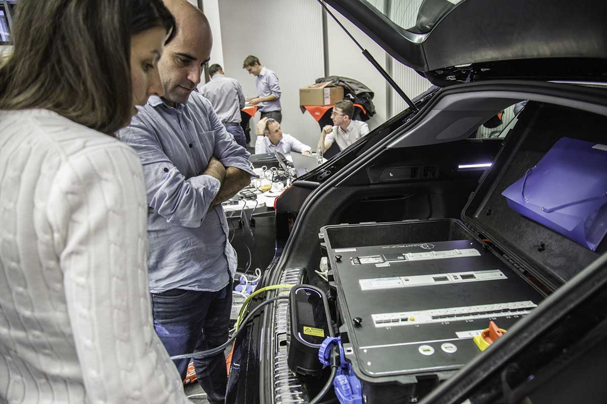 Audi propone lo standard EEBUS per il collegamento smart di auto elettriche e abitazioni batterie