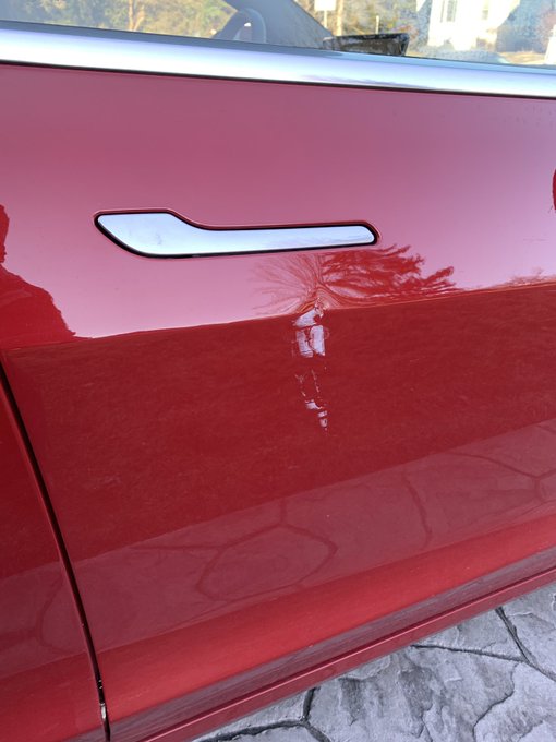 Tesla attiverà preso la modalità Sentinella su alcune auto
