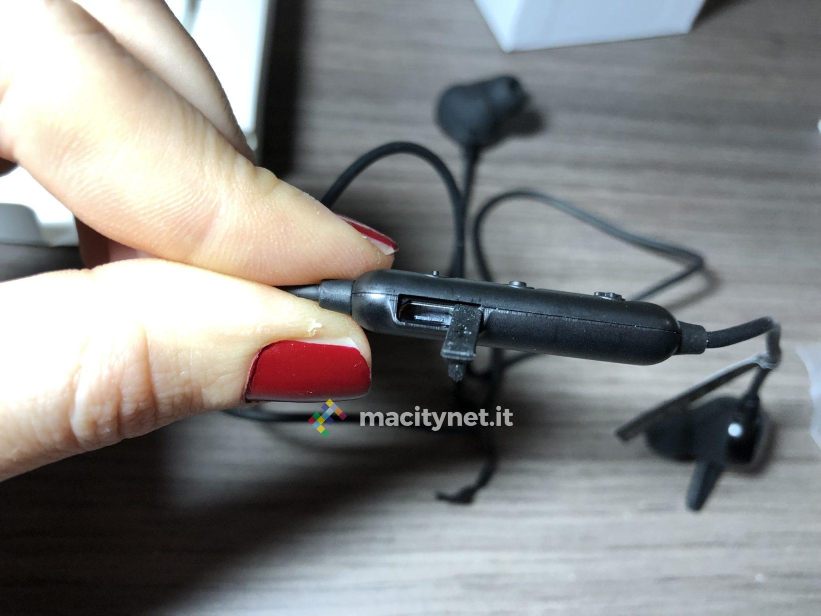 Recensione QCY E2 Gym, le cuffie economiche per sportivi Recensione QCY E2 Gym, le cuffie economiche per sportivi