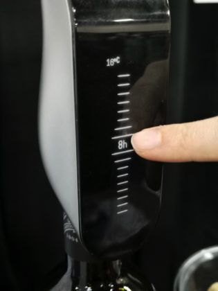 CES 2019: Ora in preodine Aveine, l&#8217;aeratore per vino connesso allo smartphone