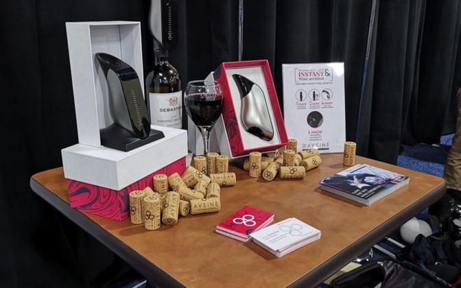CES 2019: Ora in preodine Aveine, l&#8217;aeratore per vino connesso allo smartphone