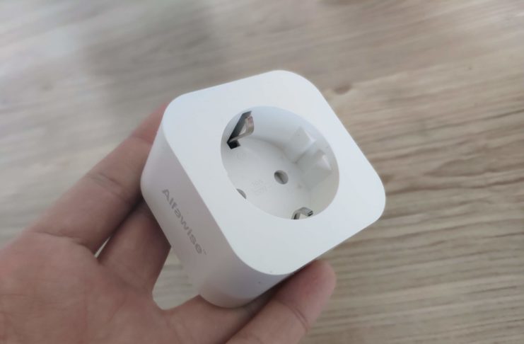 Prova Alfawise PE1004T, la presa smart più economica al mondo che funziona con Alexa e Google Home
