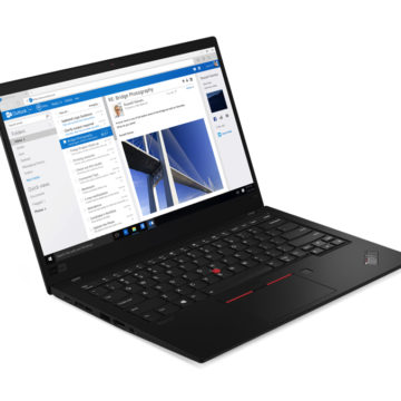 Lenovo ThinkPad X1 Carbon è più leggero di MacBook Air ma con schermo più grande