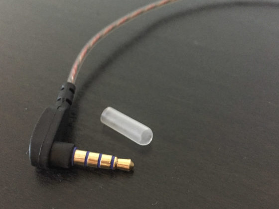 Recensione QKZ DM6, gli auricolari in-ear con filo e spina jack angolata