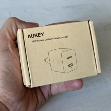 Recensione mini caricabatterie 18W Aukey: quel che serve per ricaricare velocemente un iPhone