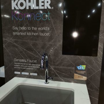 Visto al CES 2019: il rubinetto smart da cucina Sensate di Kohler si comanda con Siri, Alexa e Google
