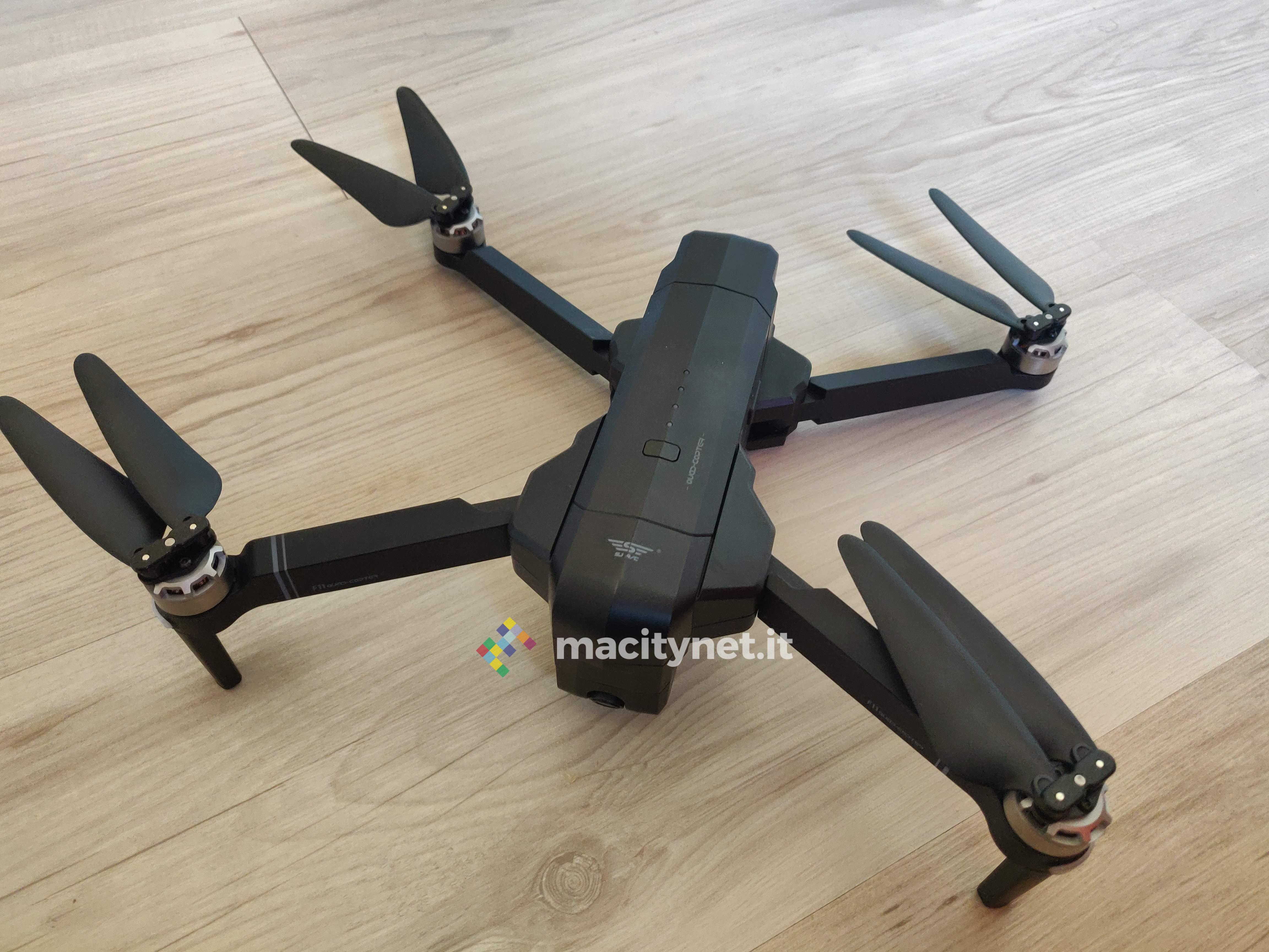 Recensione SJRC F11, il drone pieghevole che si crede un Mavic Pro a un quindi del prezzo