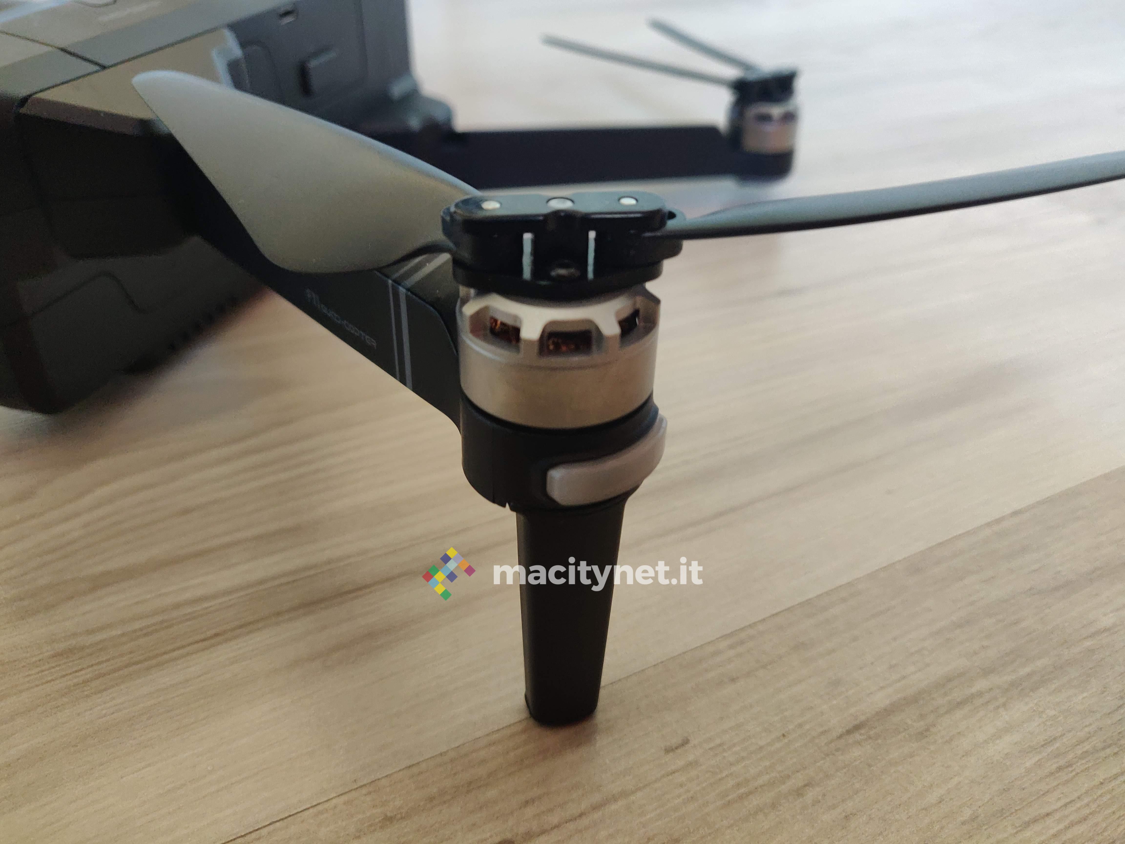 Recensione SJRC F11, il drone pieghevole che si crede un Mavic Pro a un quindi del prezzo
