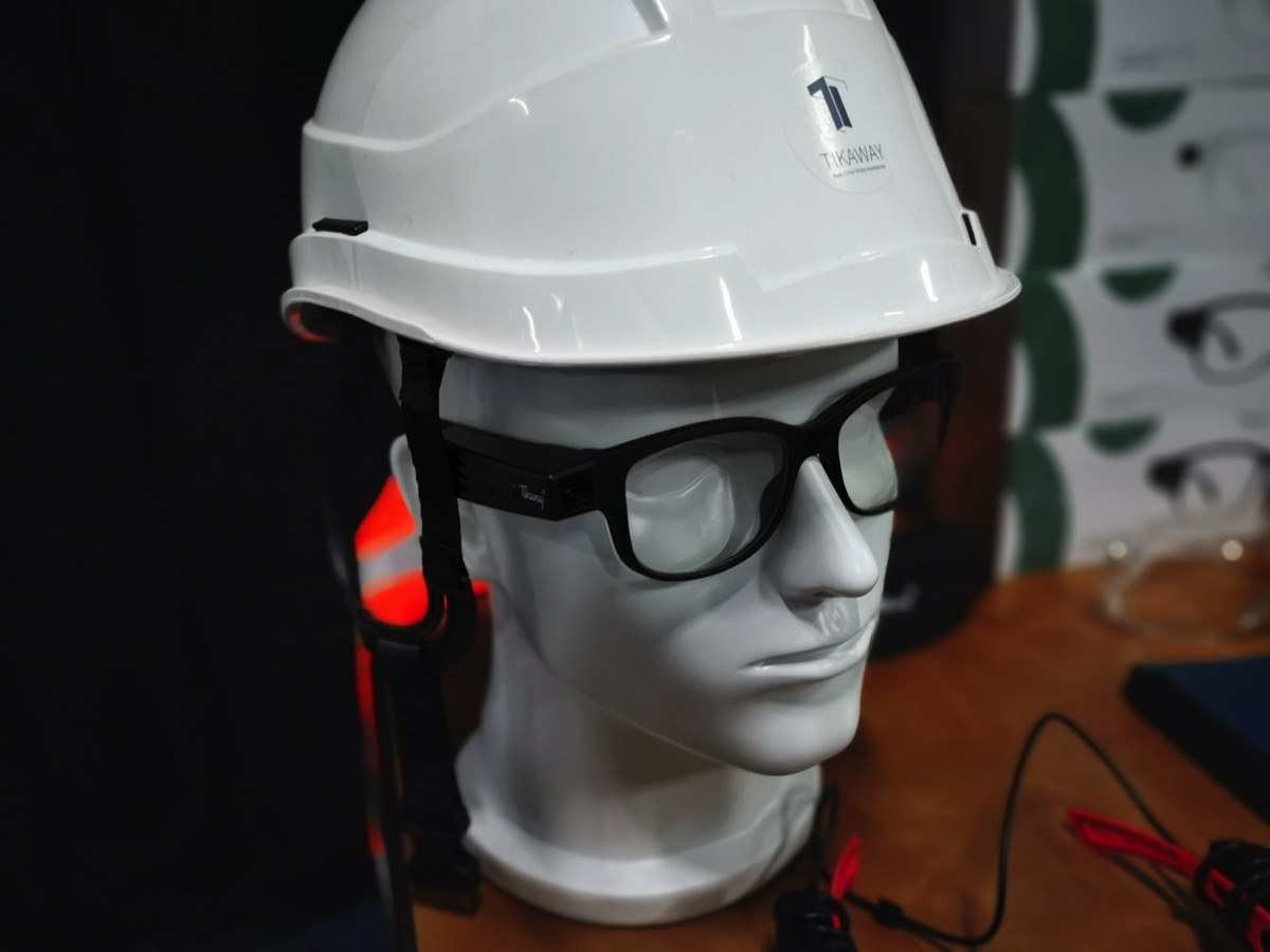 Tikaway, al CES 2019 gli occhiali che teletrasportano gli esperti sul campo