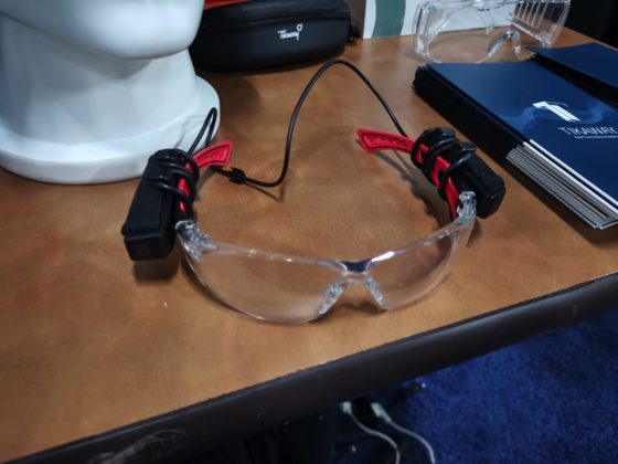 Tikaway, al CES 2019 gli occhiali che teletrasportano gli esperti sul campo