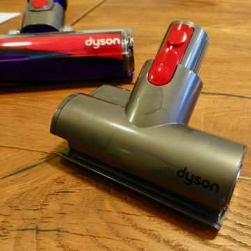 dyson cyclone v10 28