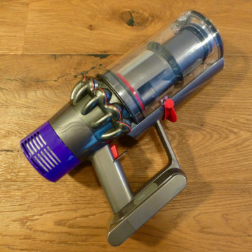 dyson cyclone v10 33