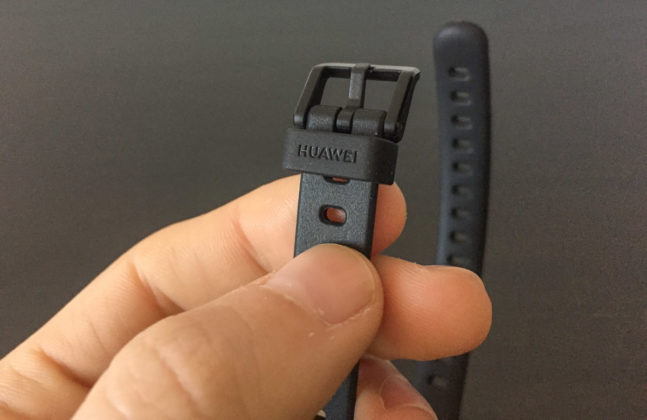 Recensione Huawei Band 3e, uno smartband leggero, preciso ed economico