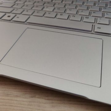 Recensione Jumper EZbook S4, con SSD e 8 GB di RAM