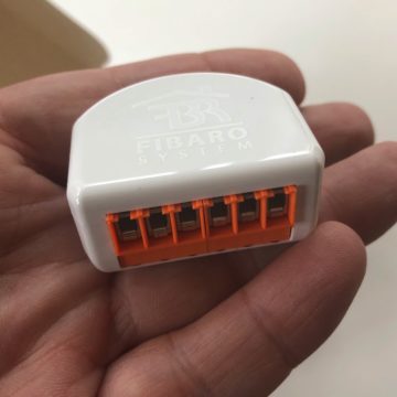 Recensione Fibaro Switch per Home Kit: rende smart qualsiasi interruttore 