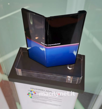 MWC 2019, arriva il pieghevole Huawei Mate X e iPhone XS diventa lo smartphone dei poveri