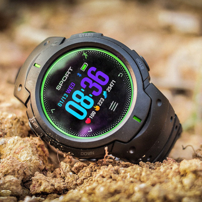 NO.1 F13, lo sport smartwatch con cardio frequenzimetro in offerta a soli 20 euro