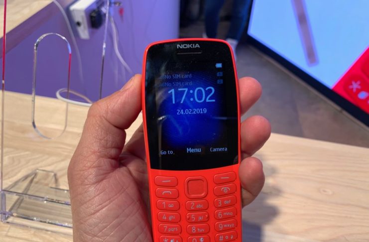 Il Nokia 210 è tornato: versione 2019 del dumb phone al MWC 2019