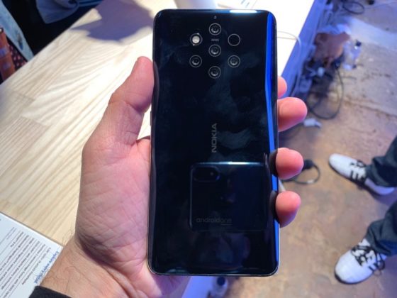Nokia 9 PureView, il primo smartphone al mondo con 5 fotocamere al MWC 2019