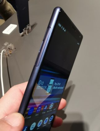 Sony Xperia 10 e 10 Plus, i medio gamma con schermo da cinema: MWC 2019