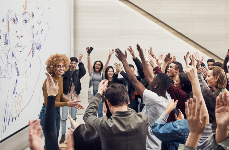 Today at Apple in rosa: Apple celebra la creatività femminile nella Giornata della donna