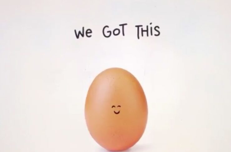 L’uovo dei record di Instagram si rompe per una campagna per la salute mentale