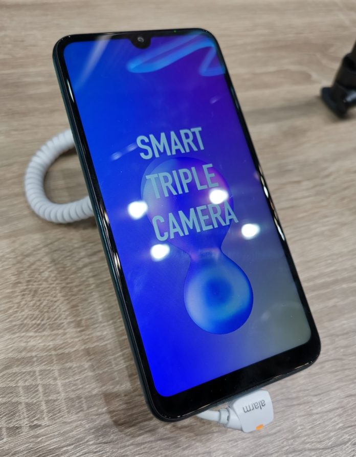 Wiko View3 Pro, smartphone con super-grandangolo al MWC 2019