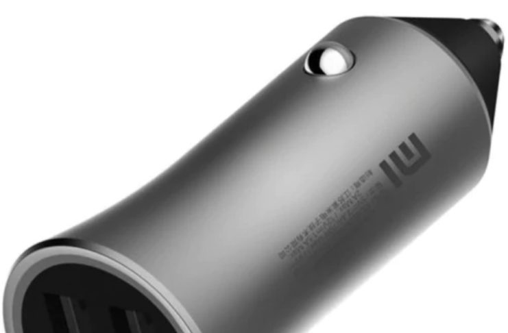 Xiaomi CC05ZM, il caricatore per auto con 2 USB e 18 W di potenza