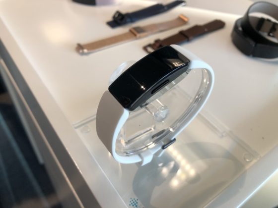 Fitbit presenta i nuovi Inspire e Versa Lite, primo contatto in Italia