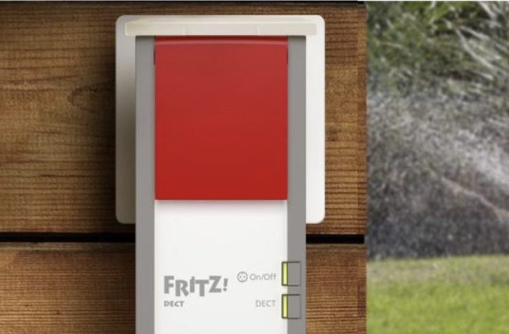 La presa in giardino e in bagno diventa smart e protetta con Fritz!Dect 210 e i router AVM